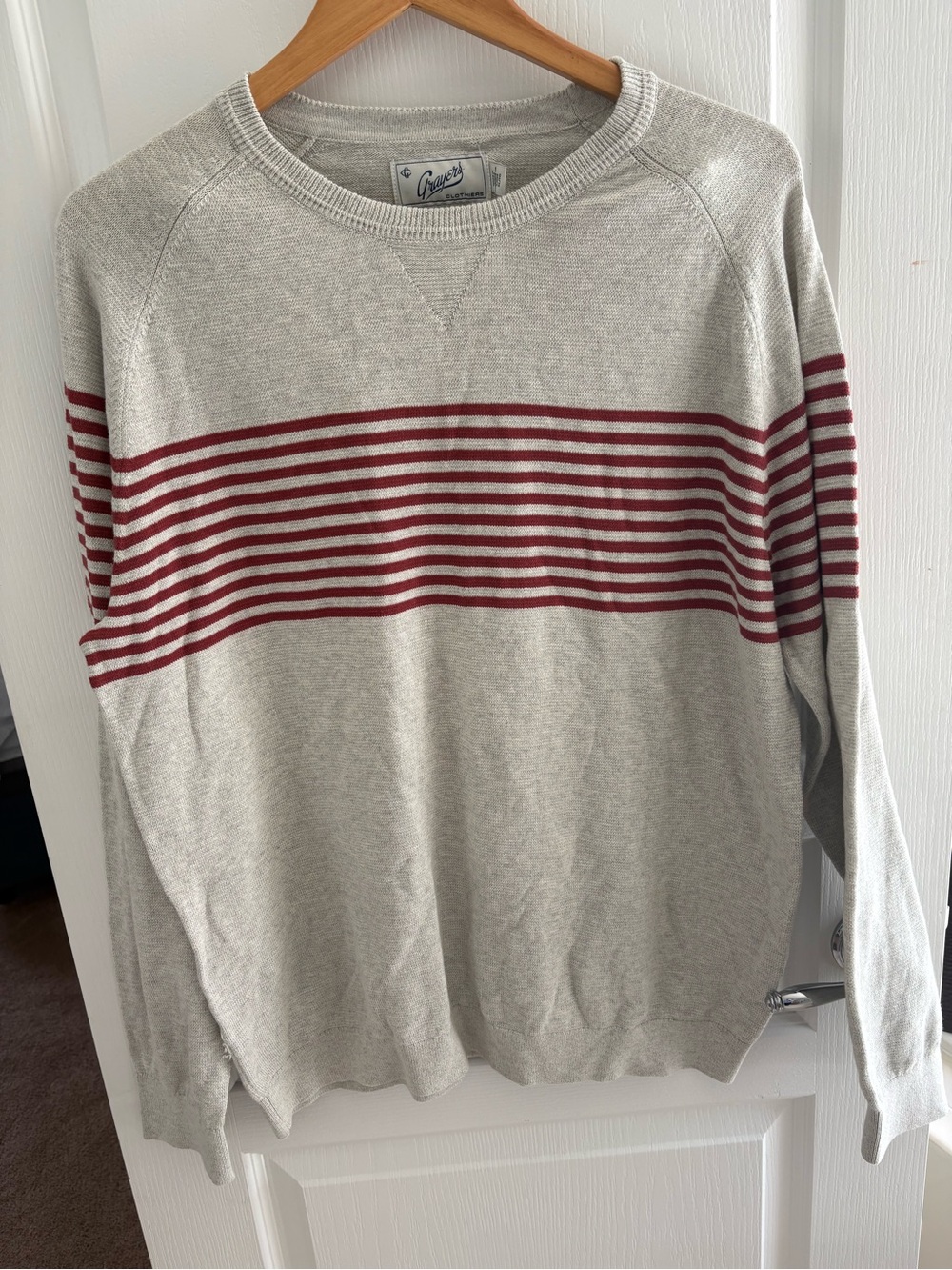 Grayers Men's Crewneck Sweater in Light Gray with Red Stripes